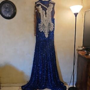 ✨ Show-Stopping Royal Blue Sequin Prom Gown – Custom Luxury Design! ✨